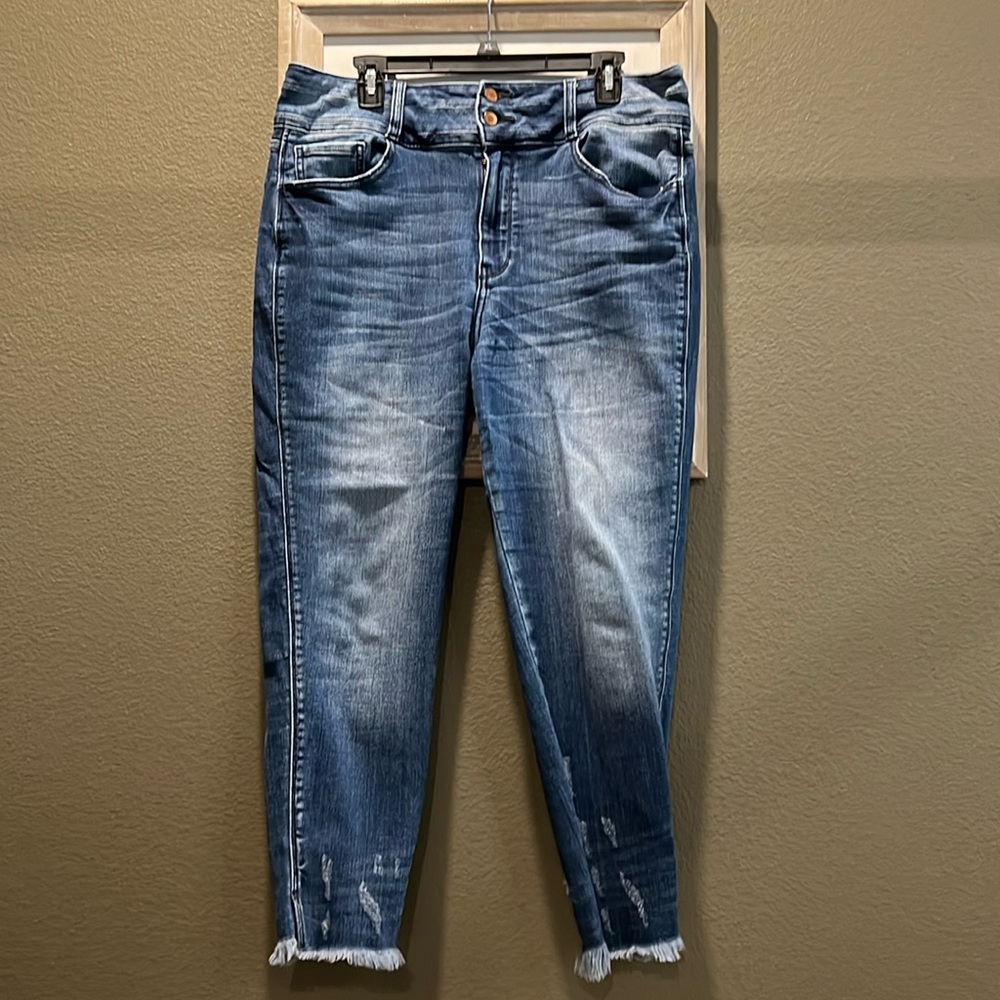 KanCan Signature Jeans